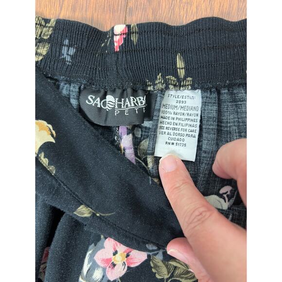 Vintage Sag Harbor Black Rayon Floral Rose Print Midi Skirt S/M Whimsy Goth - Picture 2 of 6